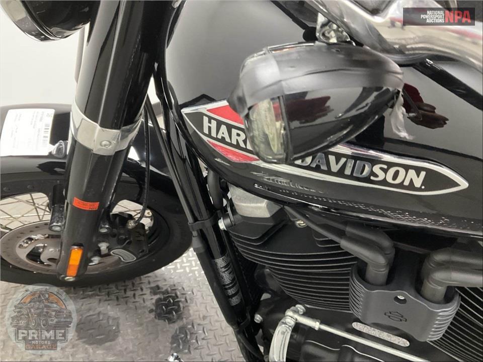 2021 Harley-Davidson FLSL SOFTAIL SLIM — фото 23