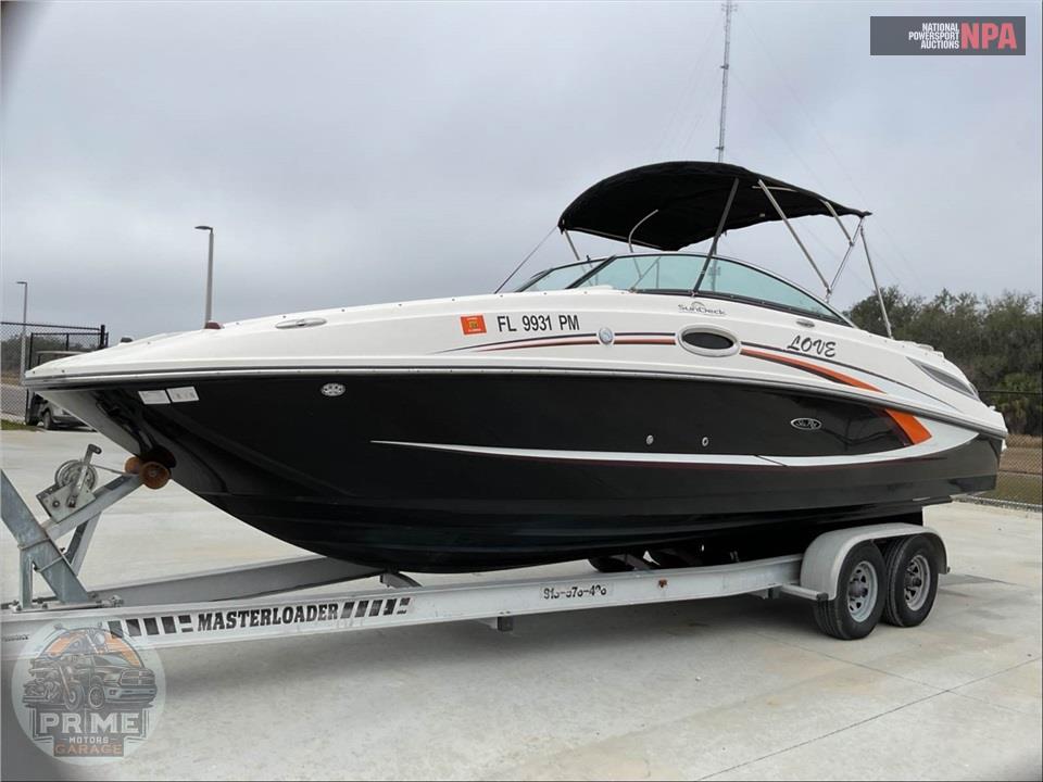 2013 Sea Ray Boats 260 SUNDECK SUNDECK SERIES L=26/E=1-SD — фото 2