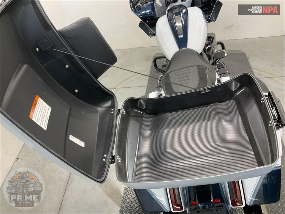 2023 Harley-Davidson FLTRXSE CVO ROAD GLIDE — фото 20