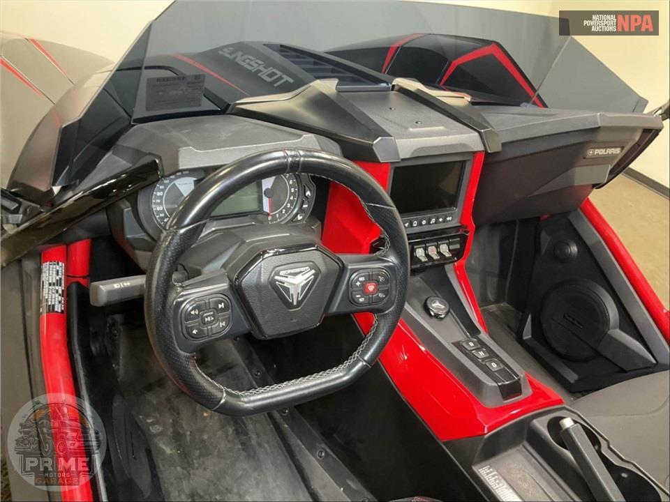2020 Polaris SLINGSHOT R AUTODRIVE — фото 29