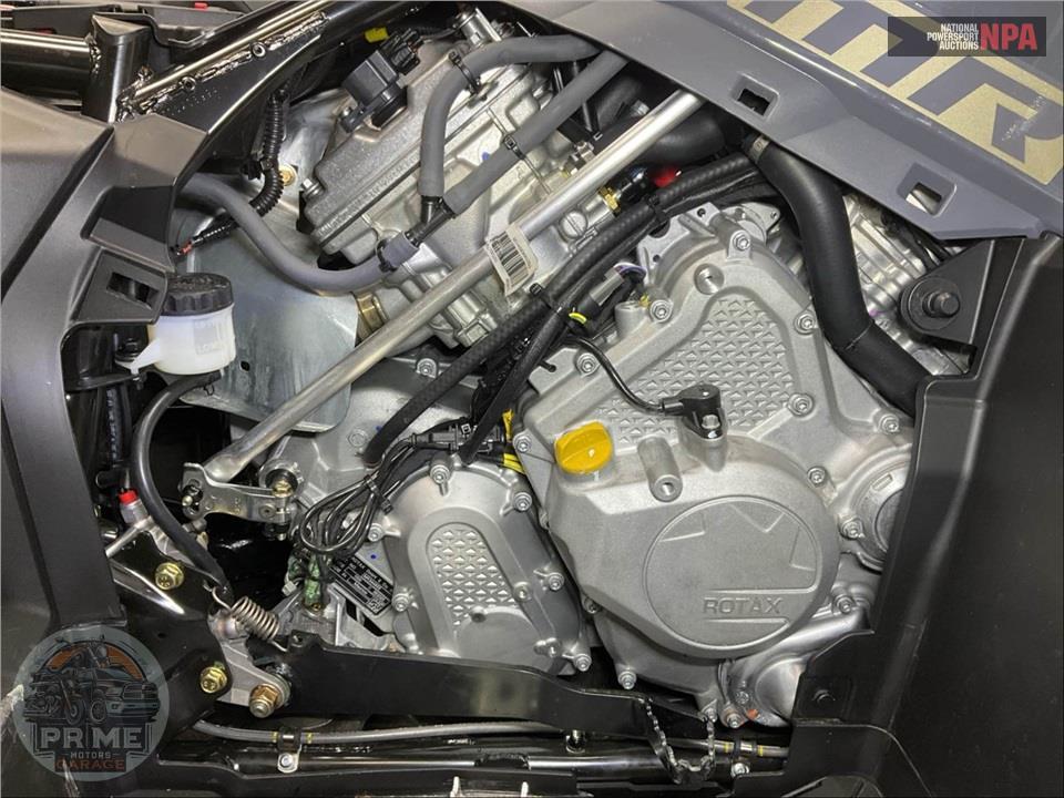 2025 Can-Am OUTLANDER X MR 1000R — фото 8