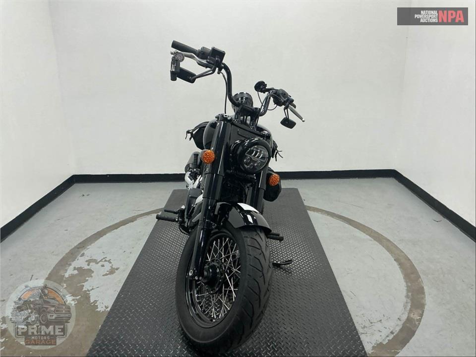 2022 Indian Motorcycle CHIEF BOBBER (ABS) — фото 2