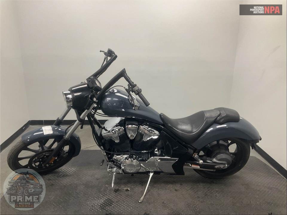 2016 Honda VT13CXG FURY — фото 3