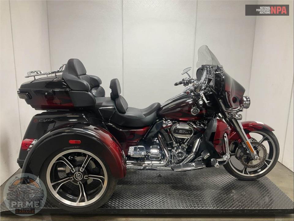 2022 Harley-Davidson FLHTCUTGSE CVO TRI GLIDE — фото 1