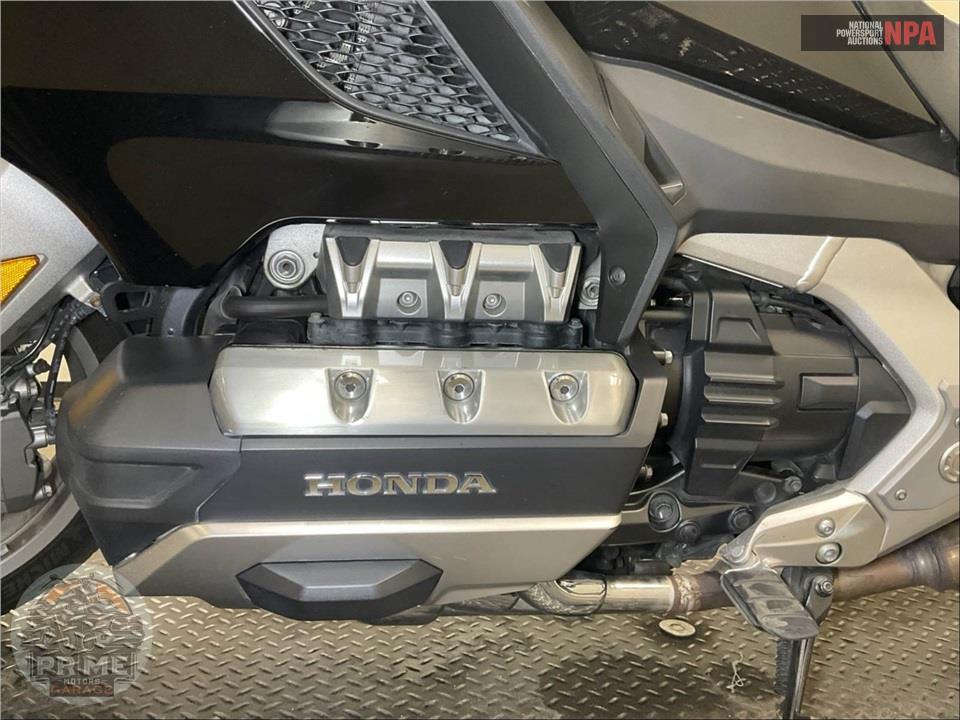 2019 Honda GL1800D GOLDWING TOUR DCT (BLACK) — фото 7