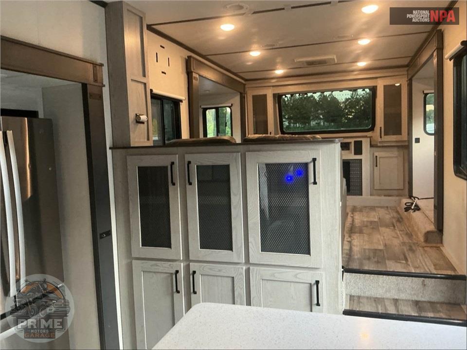 2022 Keystone Rv M-377 FL MONTANA HIGH COUNTRY FIFTH WHEEL SERIES — фото 7