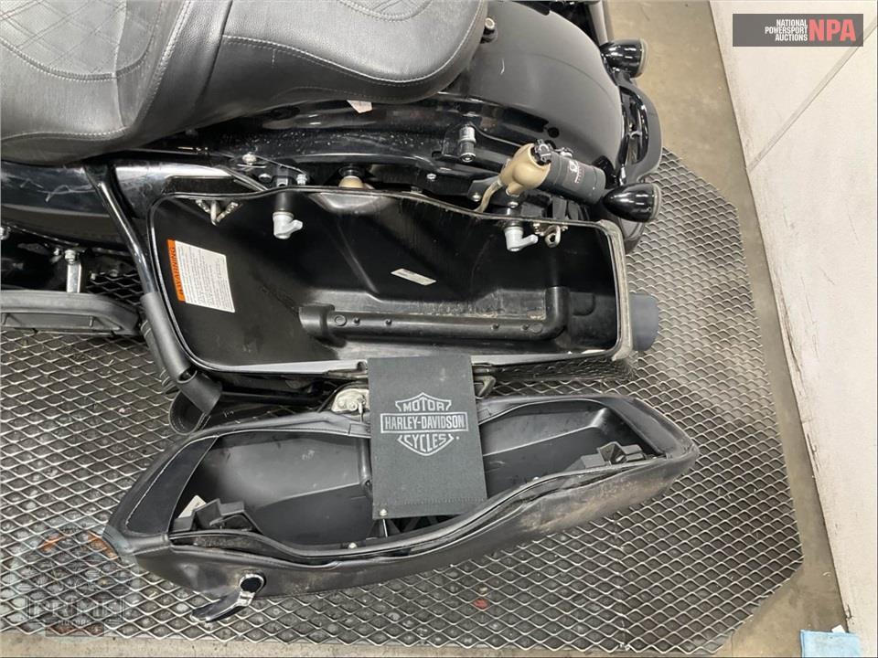 2019 Harley-Davidson FLHRXS ROAD KING SPECIAL — фото 22