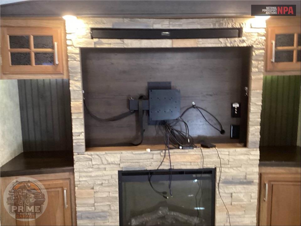 2016 Keystone Rv M-3711 FL - MONTANA FIFTH WHEEL SERIES — фото 18