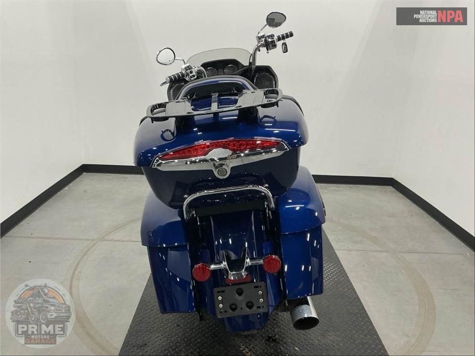 2021 Indian Motorcycle CHALLENGER LIMITED — фото 4