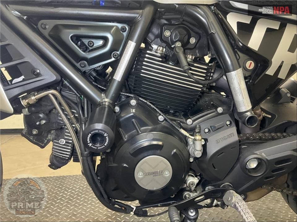 2024 Ducati SCRAMBLER 800 ICON — фото 7