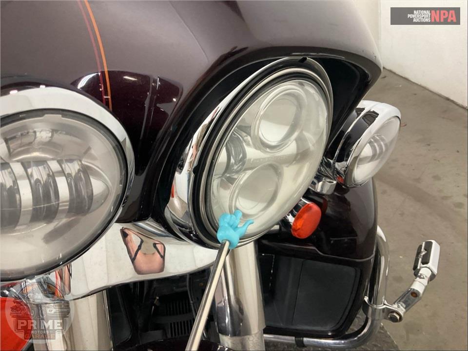 2014 Harley-Davidson FLHTCU ULTRA CLASSIC ELECTRA GLIDE — фото 33
