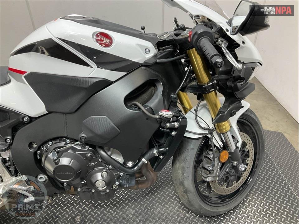 2026 Honda CBR1000RR — фото 18