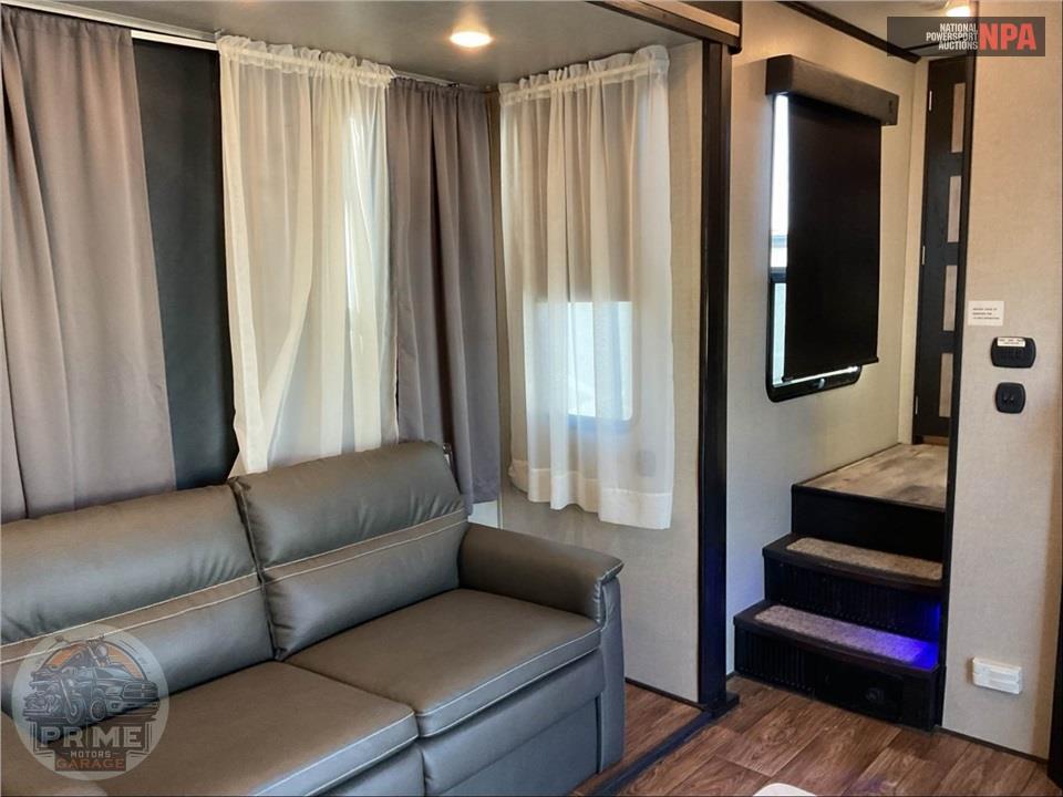 2019 Keystone Rv M-424 - FUZION TOY HAULER TOY HAULER SERIES — фото 7