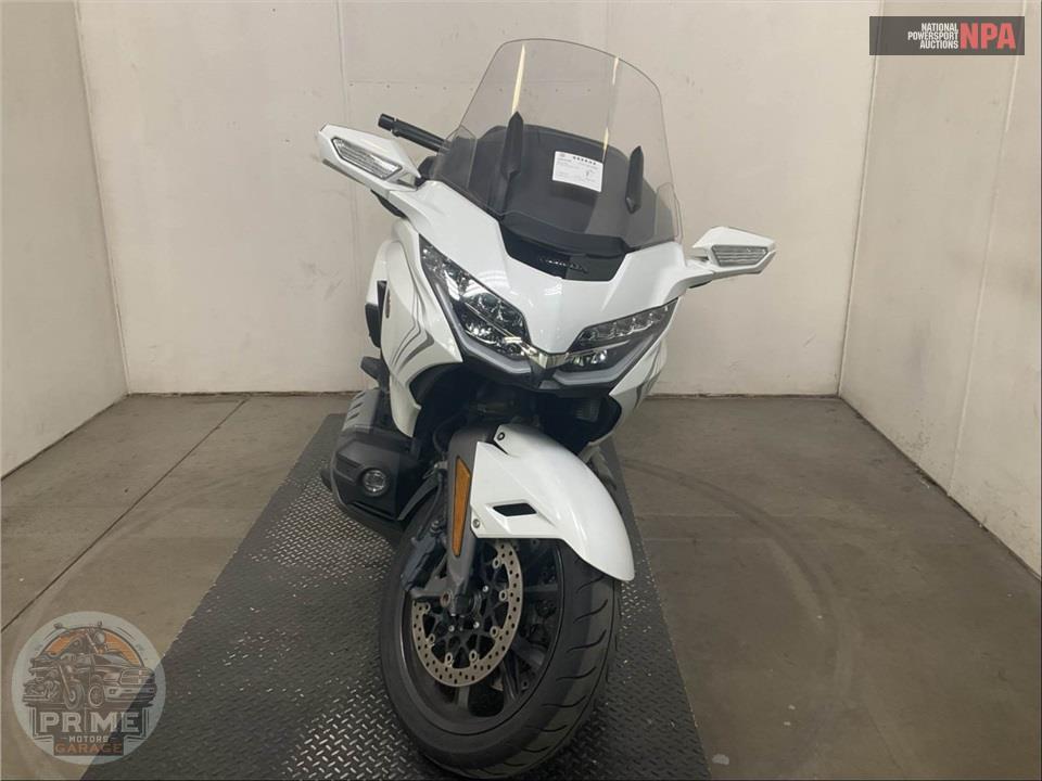 2020 Honda GL1800 GOLDWING TOUR — фото 2