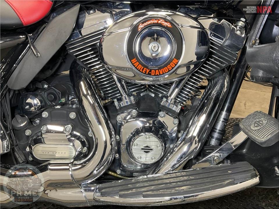 2012 Harley-Davidson FLHTCU UL CLSC EL GLIDE — фото 6