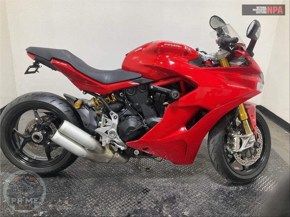2017 Ducati SUPERSPORT S RED — фото 1