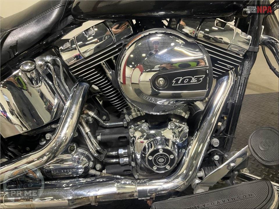 2017 Harley-Davidson FLSTC HERITAGE SOFTAIL CLASSIC — фото 6