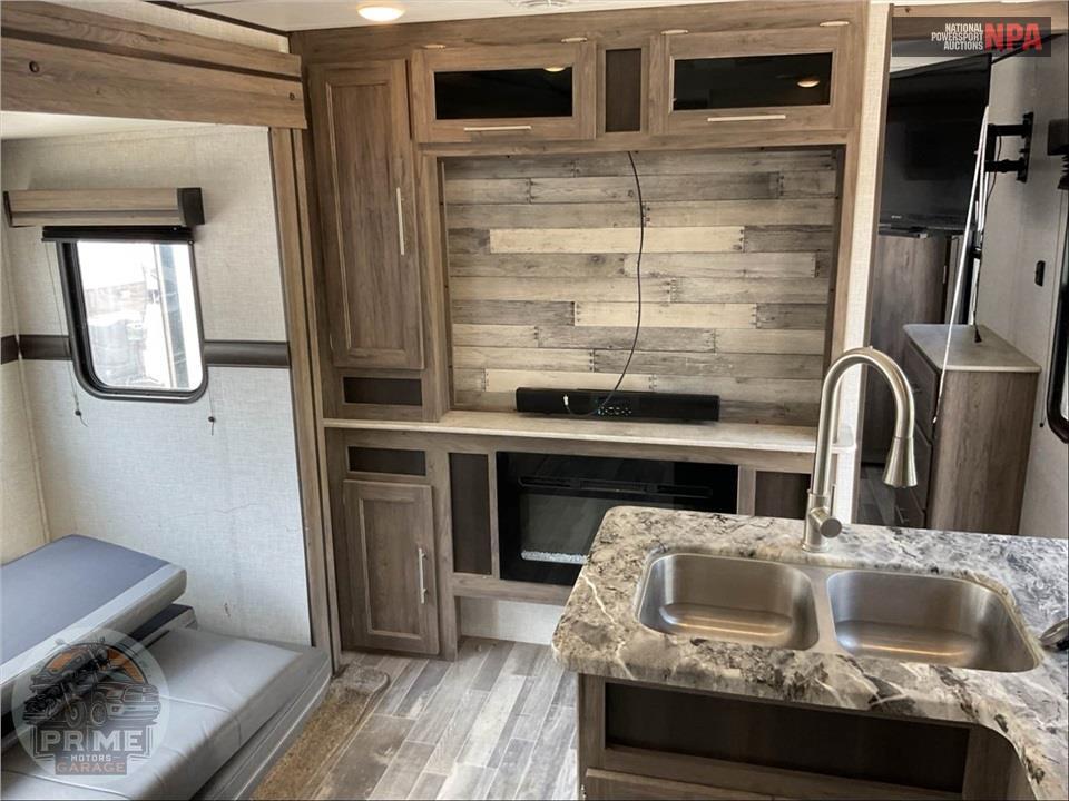 2022 Crossroads Rv M-340 BH - ZINGER SERIES — фото 7
