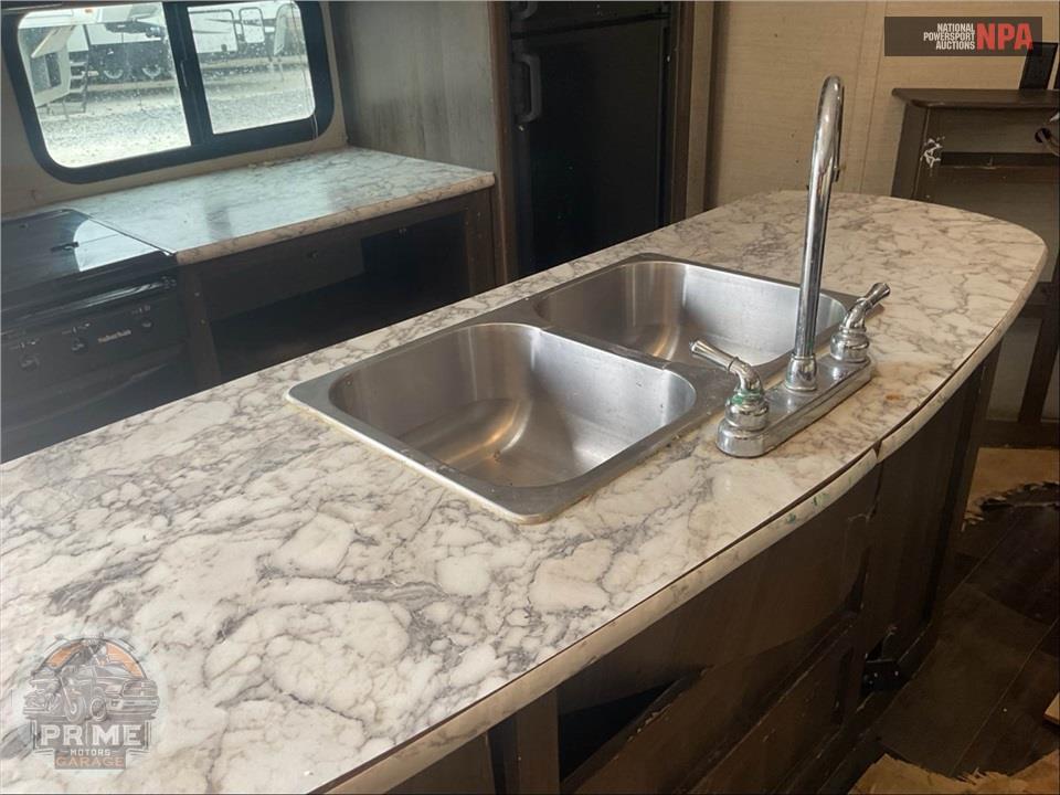 2018 Keystone Rv M-330 BHS - BULLET ULTRA LITE SERIES — фото 17