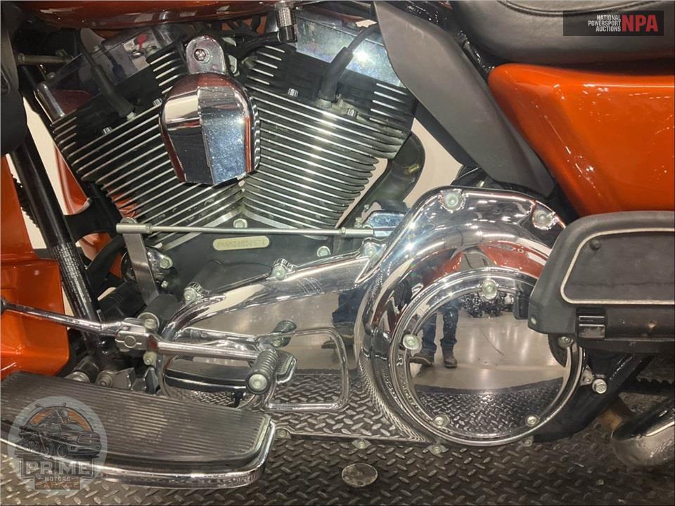 2013 Harley-Davidson FLHTCUTG TRIGLIDE UL CLSC — фото 7