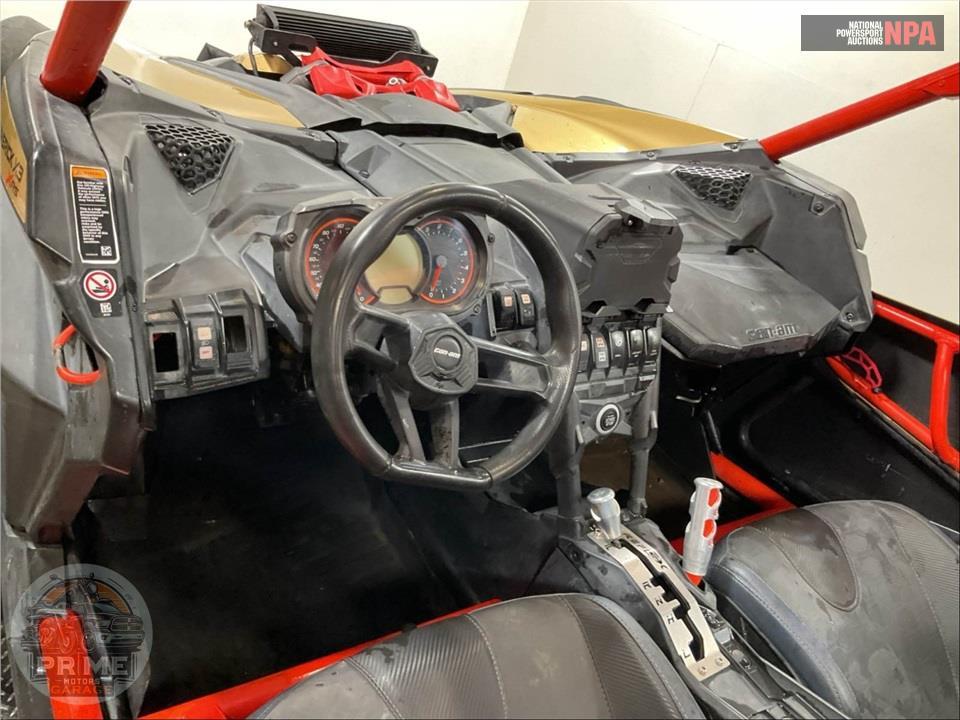 2018 Can-Am MAVERICK X3 X RS TURBO R — фото 8
