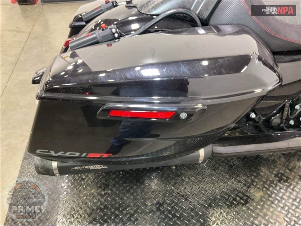 2024 Harley-Davidson FLTRXSTSE CVO ROAD GLIDE ST — фото 18