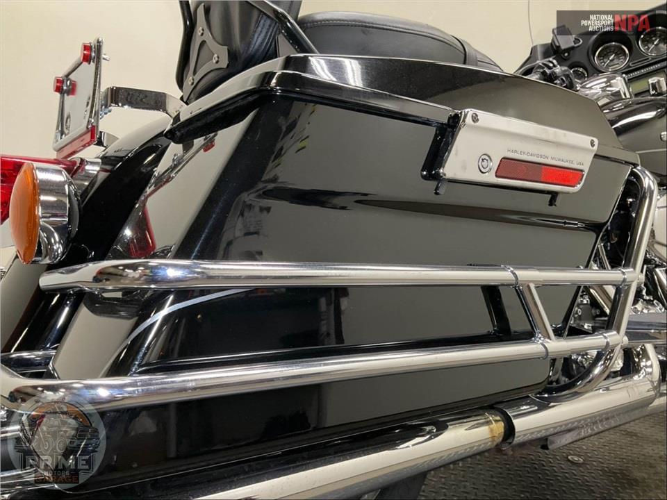 2013 Harley-Davidson FLHTK ELECTRA GLIDE UL LI — фото 22