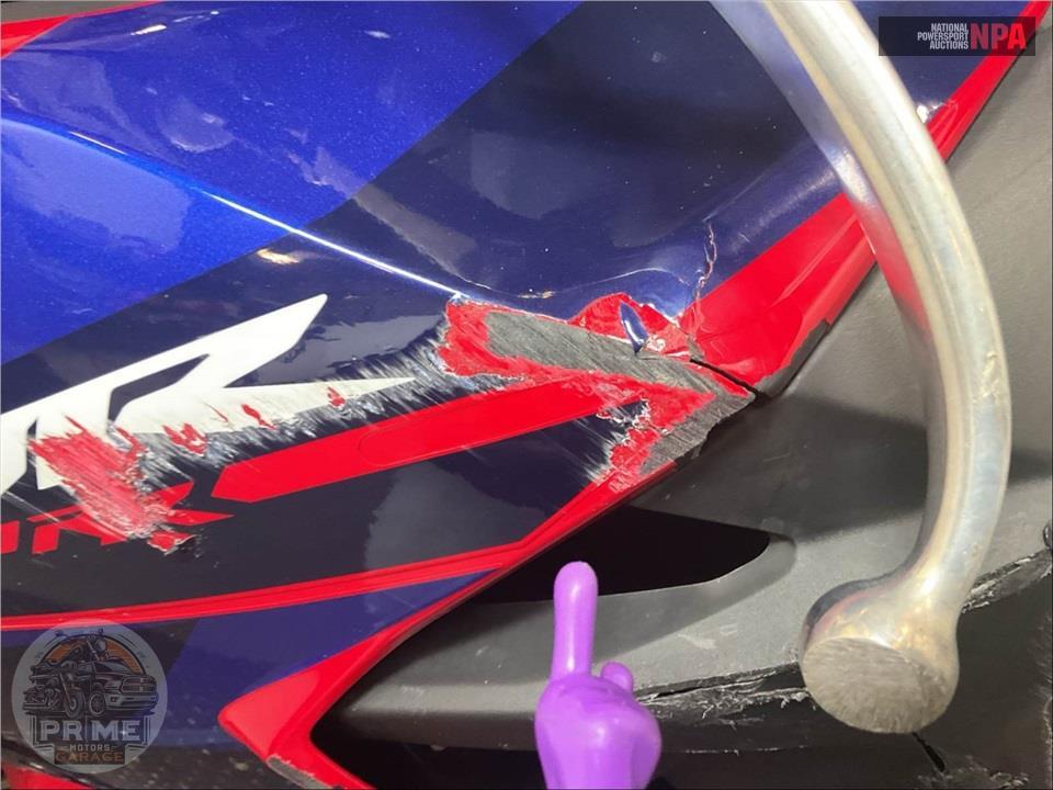 2023 Honda CBR1000RR — фото 19