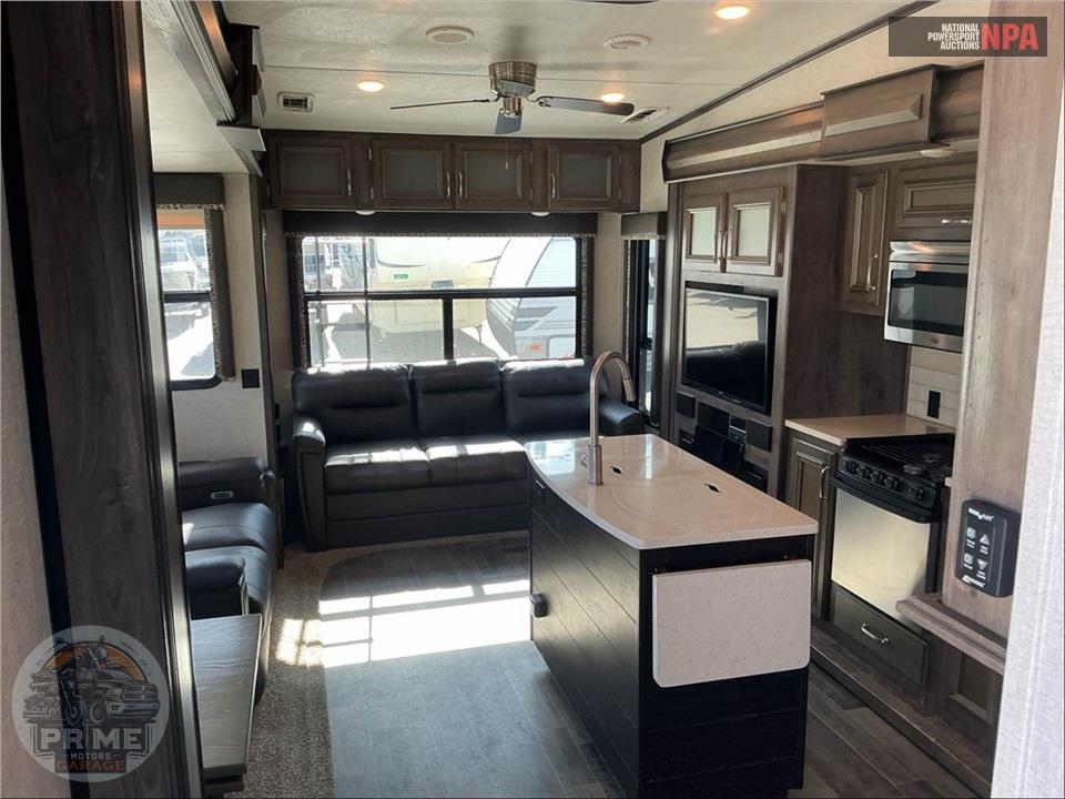 2018 Keystone Rv M-385 BR - MONTANA HIGH COUNTRY FIFTH WHEEL SERIES — фото 6