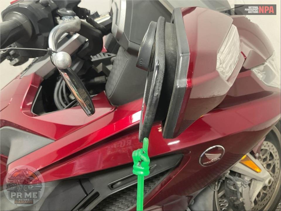 2018 Honda GL1800D GOLDWING TOUR DCT (RED) — фото 32