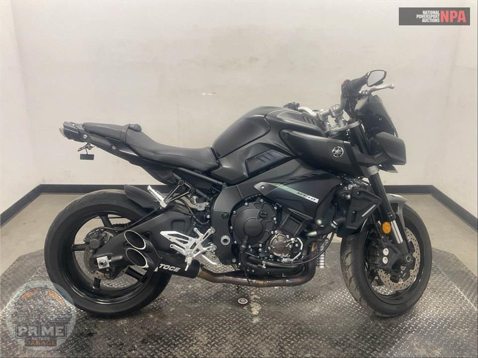 2021 Yamaha MT-10 — фото 1
