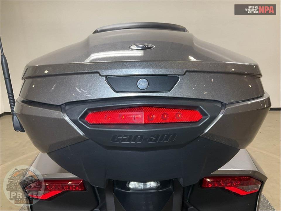 2017 Can-Am SPYDER F3 SE6 LIMITED — фото 21