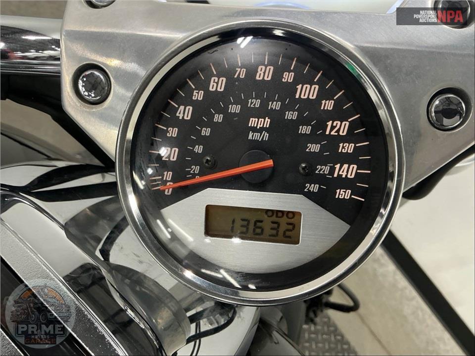 2002 Honda VTX1800C2 — фото 5