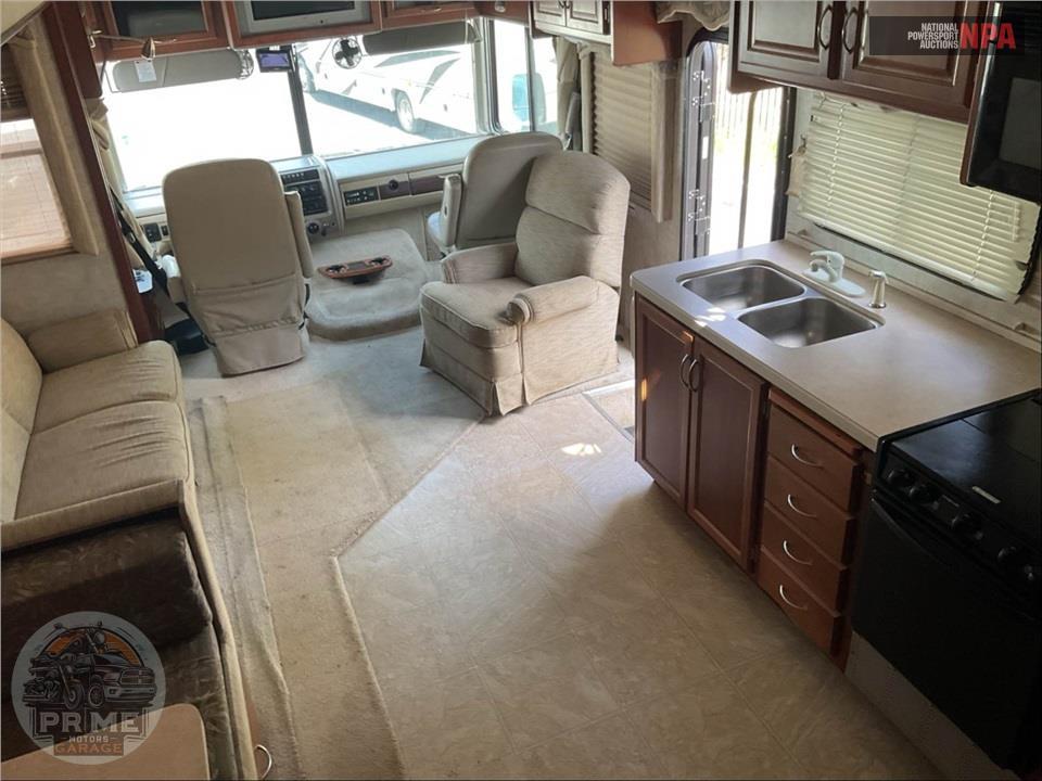 2006 Bounder M-35E (WORKHORSE) — фото 9
