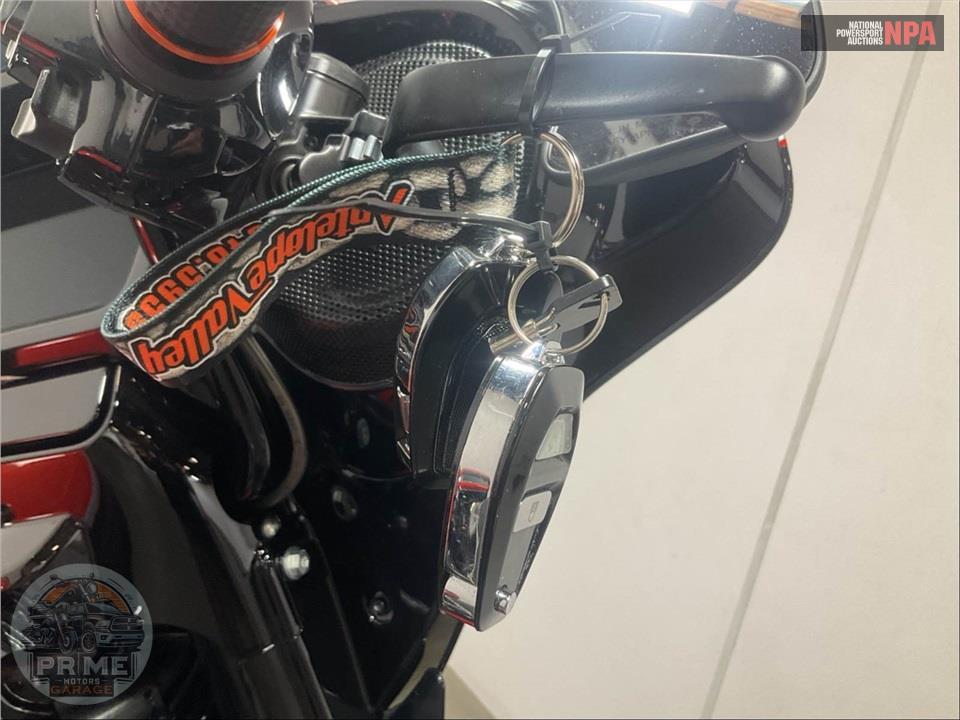 2024 Harley-Davidson FLHXSE CVO STREET GLIDE — фото 10