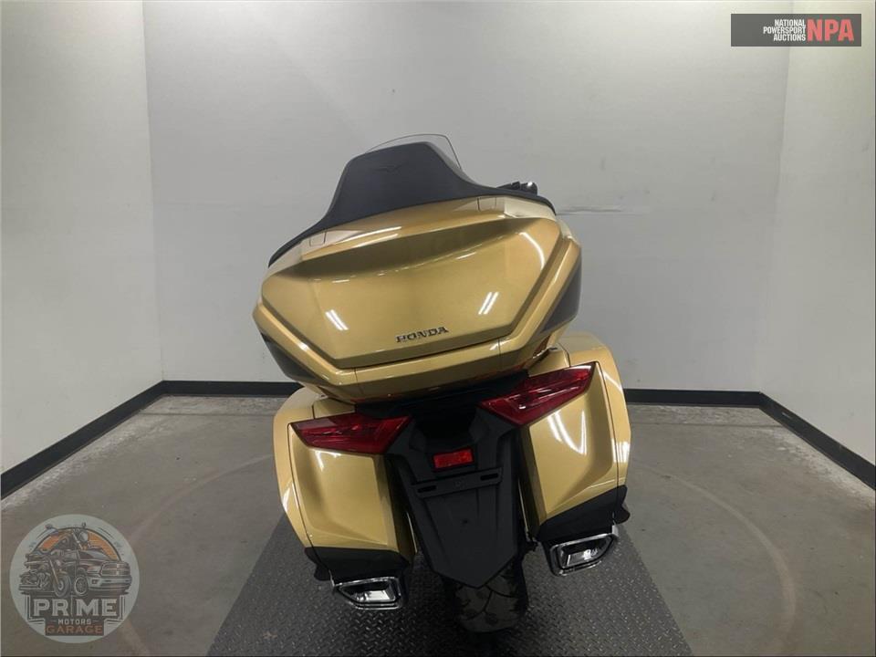 2025 Honda GOLD WING TOUR 50TH ANNIVERSARY — фото 4