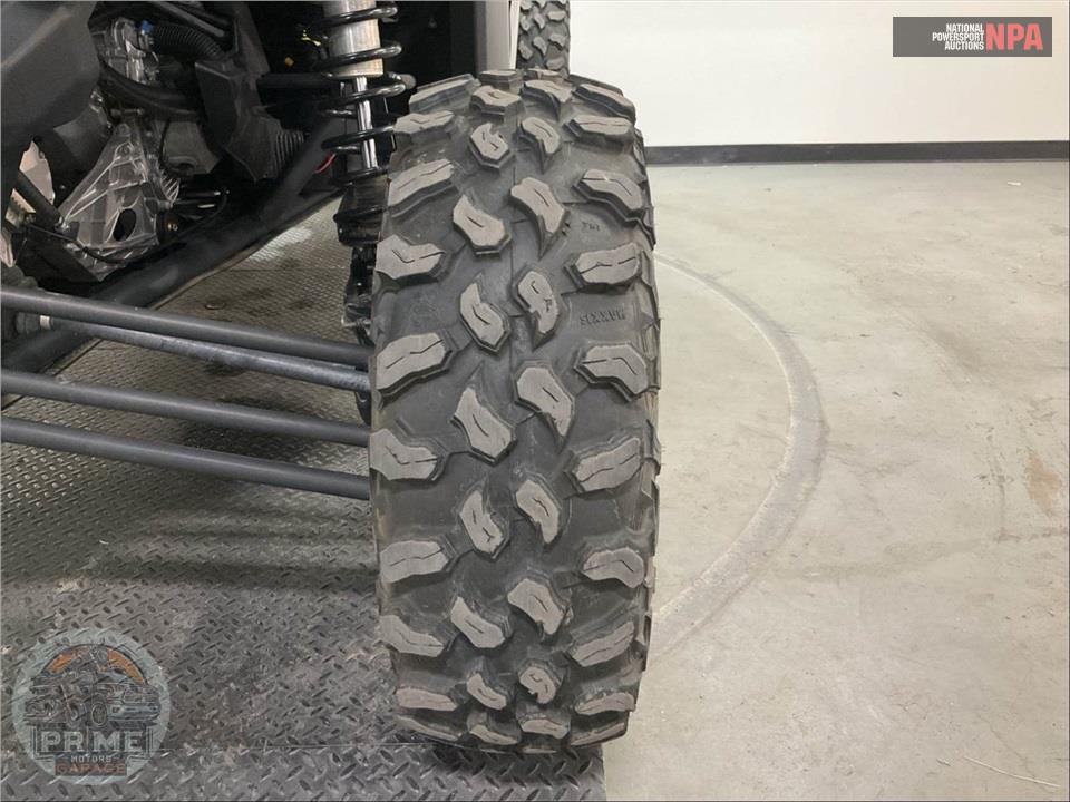 2022 Can-Am MAVERICK X3 X RS TURBO RR SMART-SHOX (DESERT TAN & CARBON BLACK RED) — фото 20