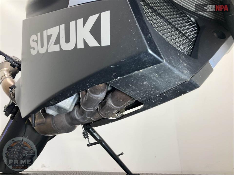 2022 Suzuki GSX-R1000R — фото 12
