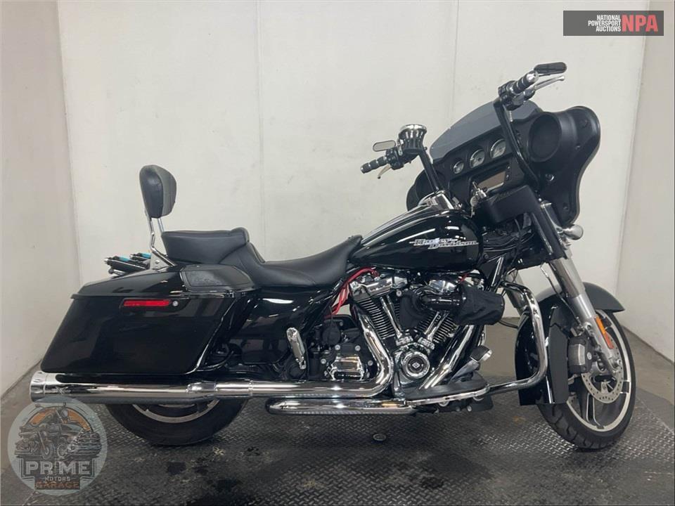 2018 Harley-Davidson FLHX STREET GLIDE — фото 1