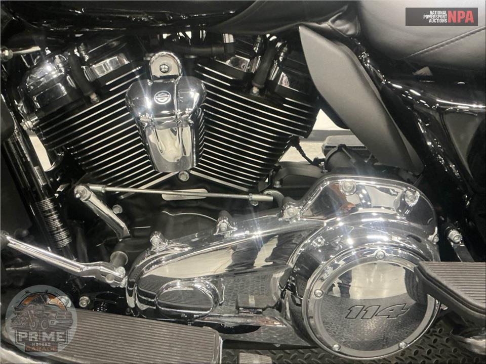 2023 Harley-Davidson FLHTCUTG TRI GLIDE ULTRA CLASSIC — фото 7
