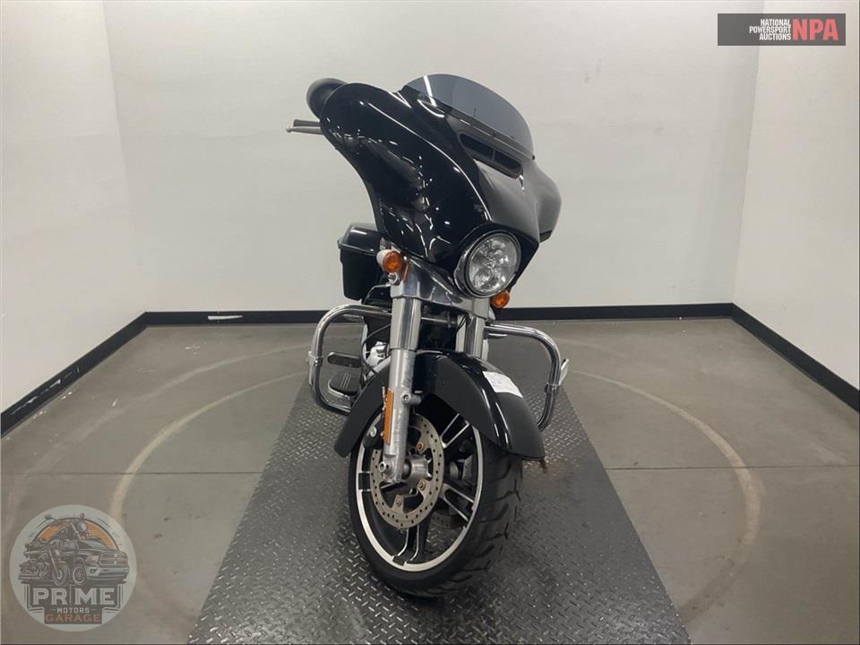 2018 Harley-Davidson FLHX STREET GLIDE — фото 2
