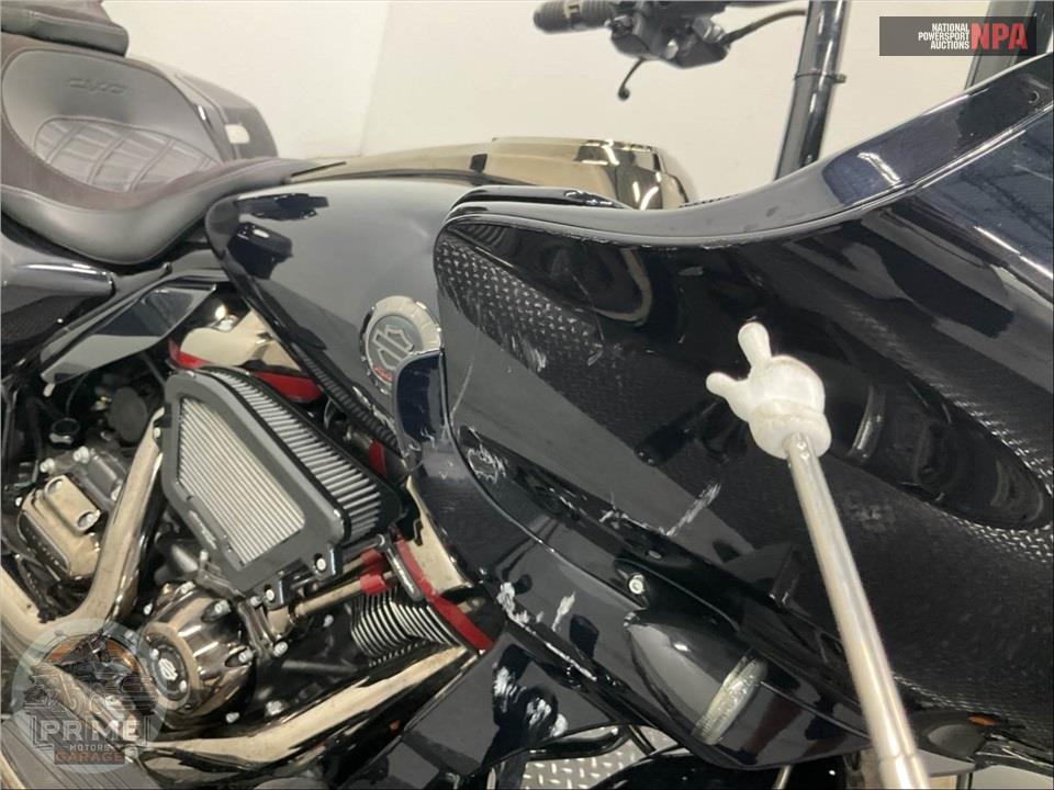 2022 Harley-Davidson FLTRXSE CVO ROAD GLIDE — фото 13