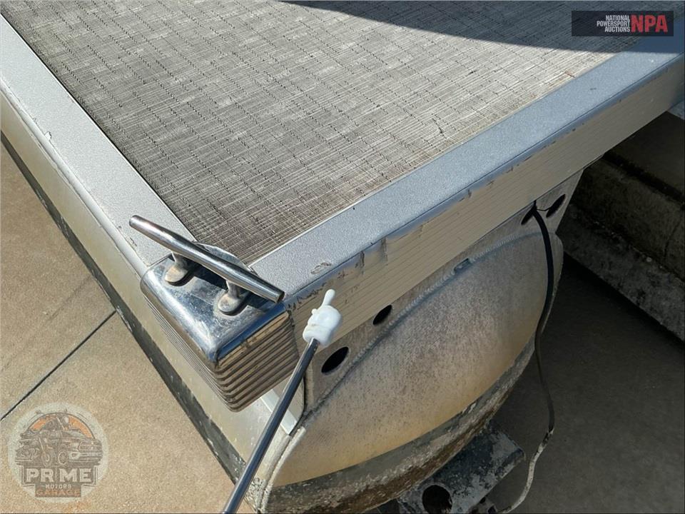 2023 Bennington Pontoons 22 SXL(*)SX SERIES L=23/E=1-150HP YAMAHA OB — фото 17