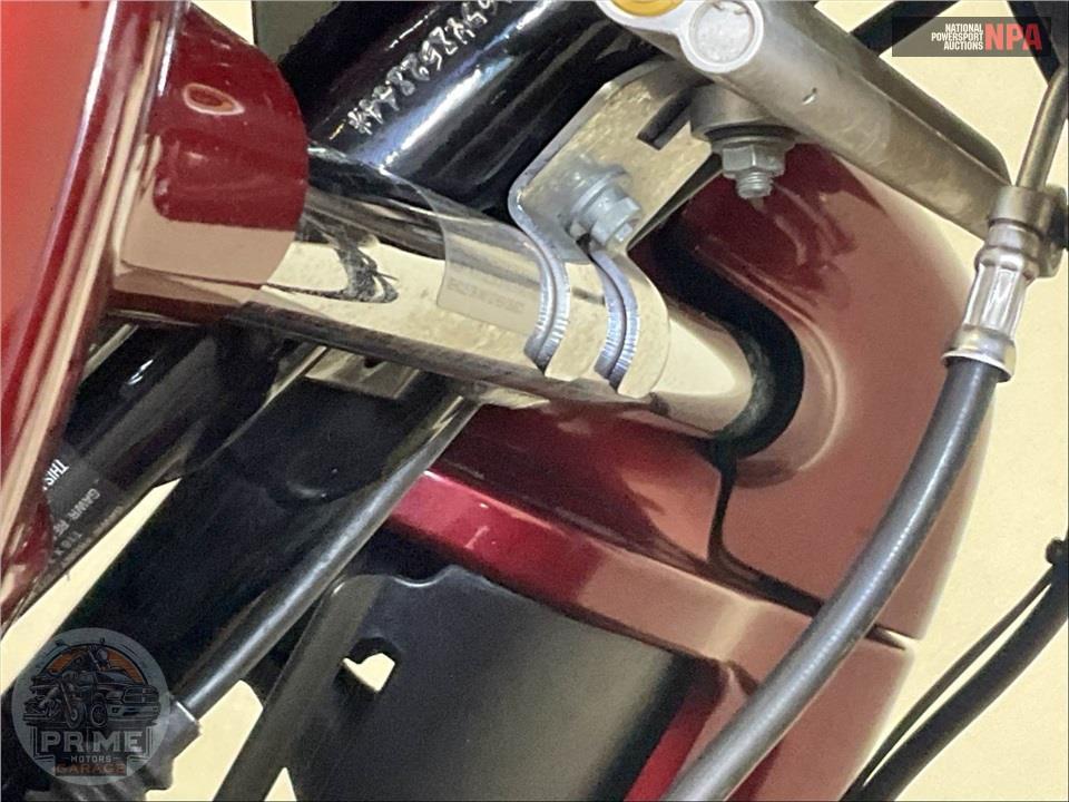2009 Harley-Davidson FLHTCUTG TRIGLIDE ULTRA CLASSIC — фото 12