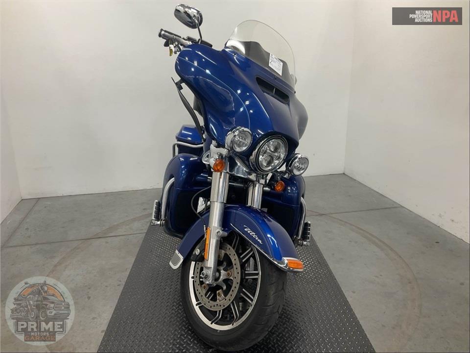 2016 Harley-Davidson FLHTCU ULTRA CLASSIC ELECTRA GLIDE — фото 2