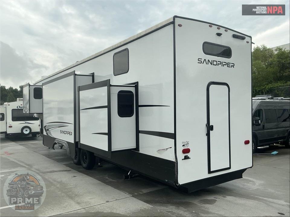 2024 Sandpiper By Forest River M-4002FB - FIFTH WHEEL SERIES — фото 3