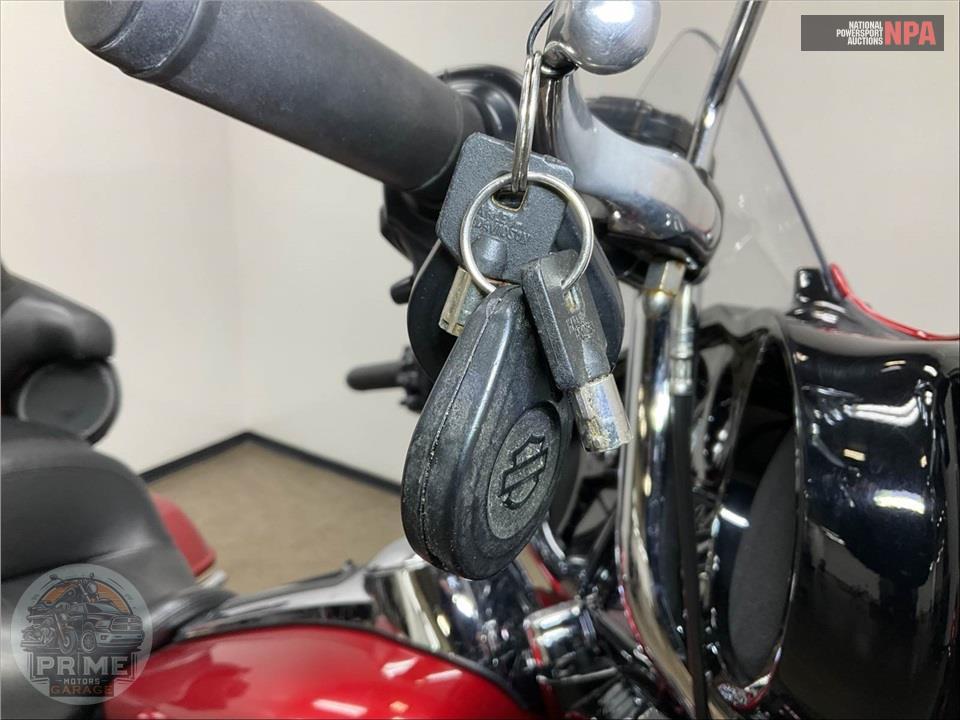 2019 Harley-Davidson FLHTK ULTRA LIMITED — фото 11