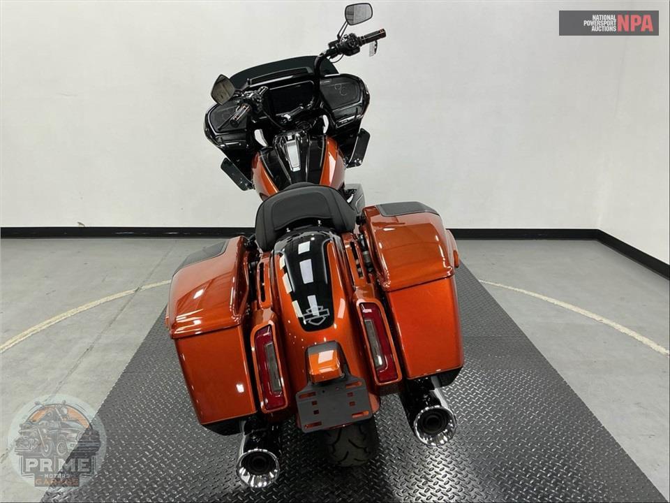 2023 Harley-Davidson FLTRXSE CVO ROAD GLIDE — фото 3