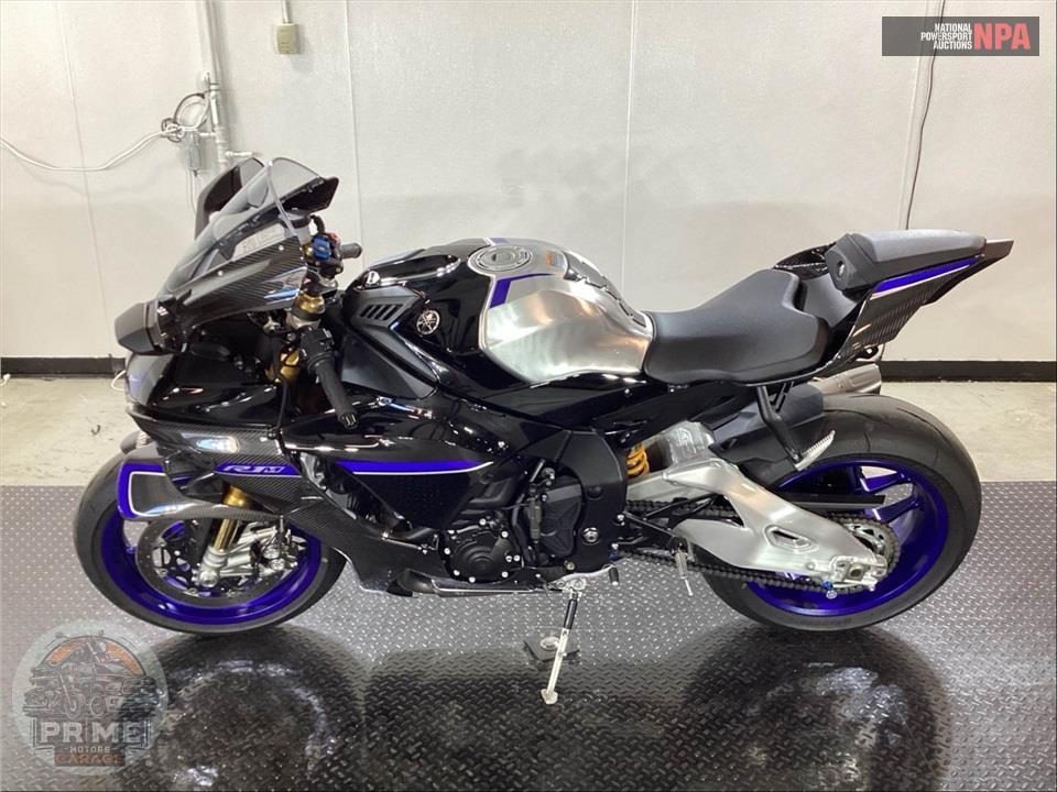 2026 Yamaha YZF-R1M — фото 3