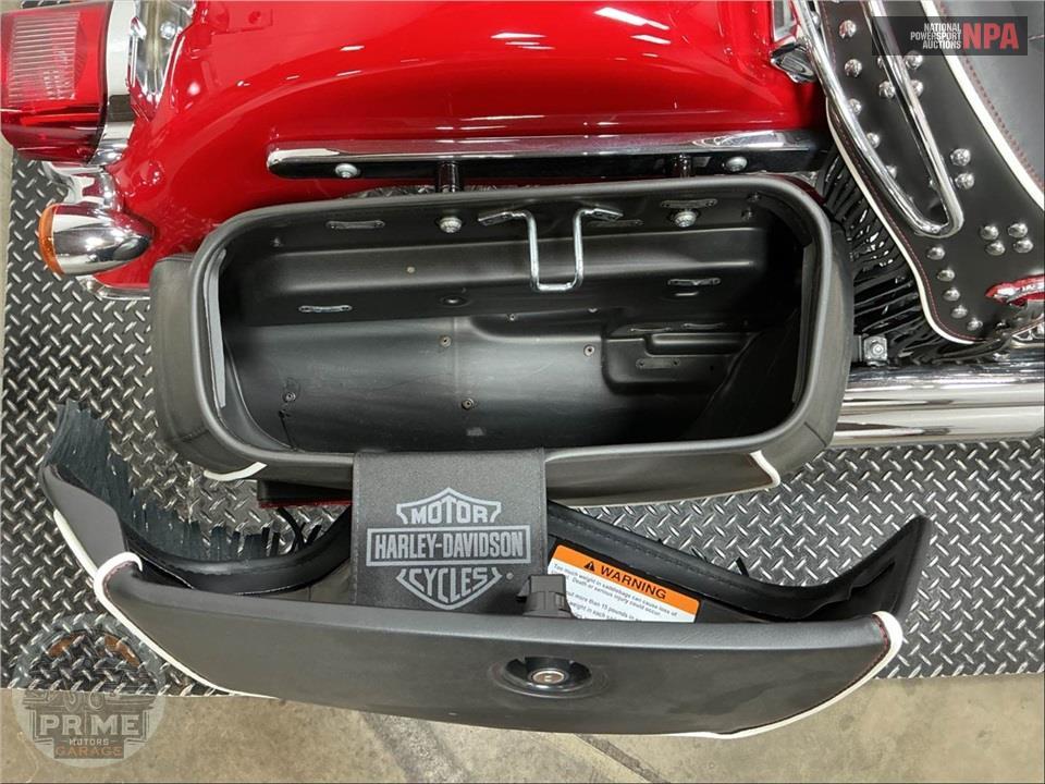 2024 Harley-Davidson FLI HYDRA-GLIDE REVIVAL — фото 17